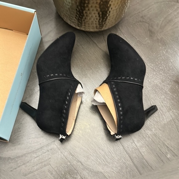 LIFESTRIDE WOMEN GIADA BOOTIE - Picture 9 of 11